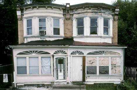 abandoned-house abandoned-house
