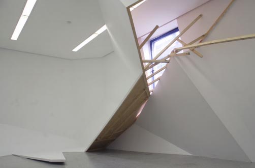 installation-museum-interior-art installation-museum-interior-art