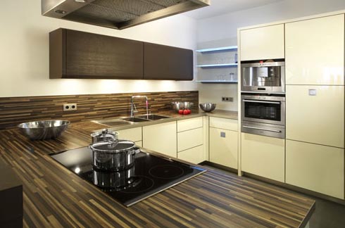 minimalist-warm-brown-kitchen-design