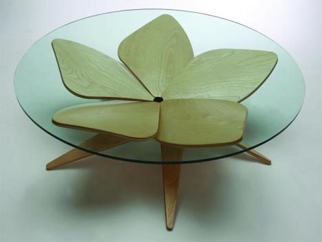 organic-wood-curved-table-design