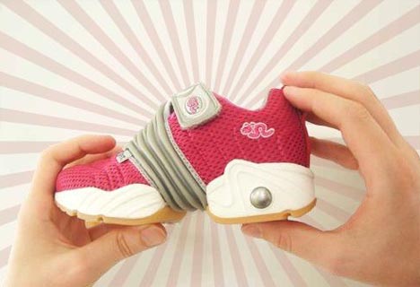 expanding-clever-shoe-design-idea1 expanding-clever-shoe-design-idea1