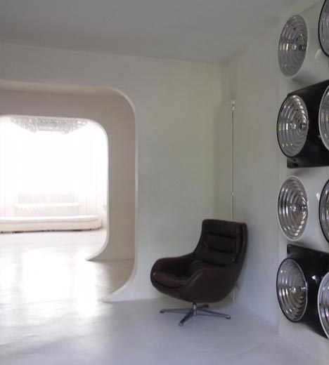 round retro futuristic interior