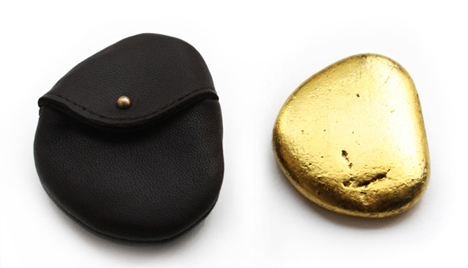 accessories gold skipping stone