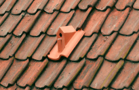 clay birdhouse design idea