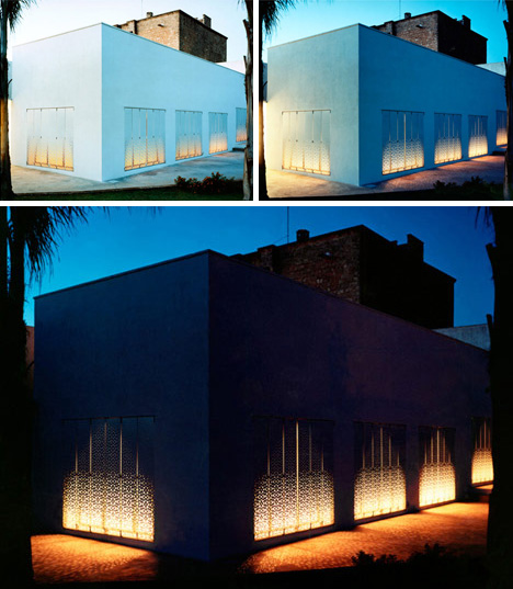 farmhouse exterior facade lighting