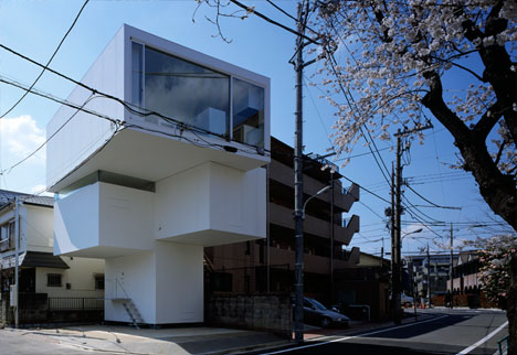 tree cherry blossom house