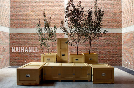 packing shipping crates set