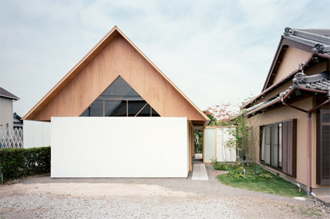 Modern Japanese Home Extension 6
