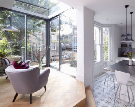 Modern Glass Addition London Home 1