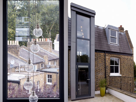 Modern Glass Addition London Home 3